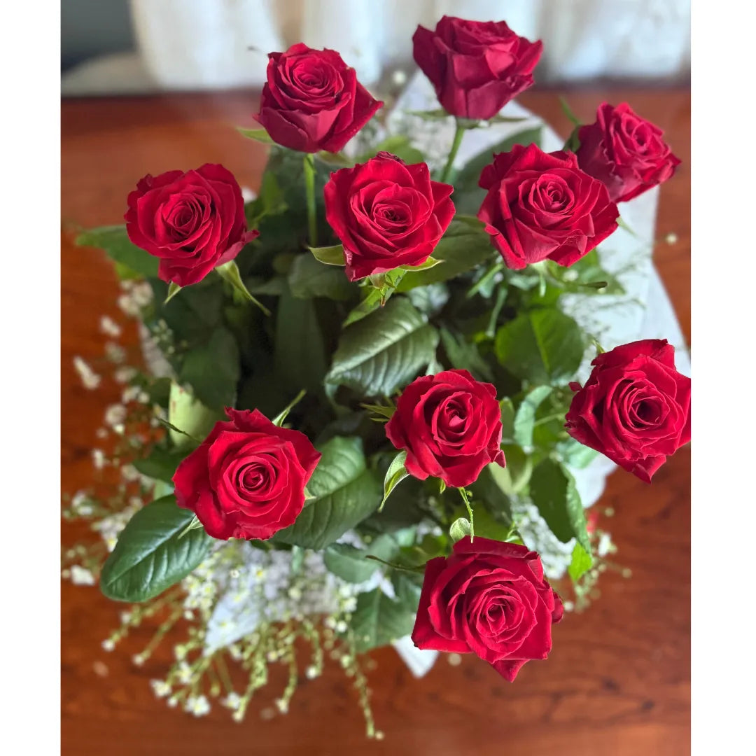 Red Roses Hat Box Arrangement