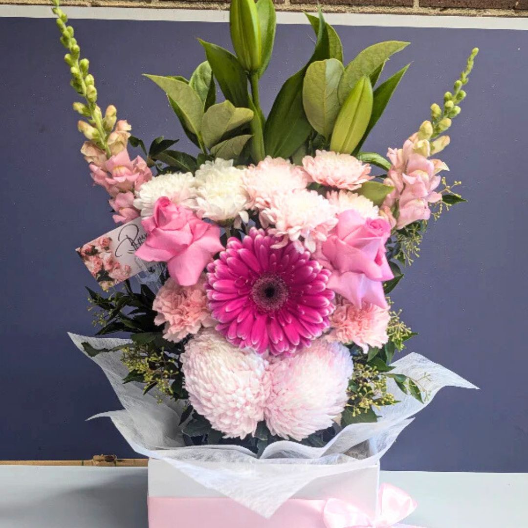 Pretty Hat Box - Medium